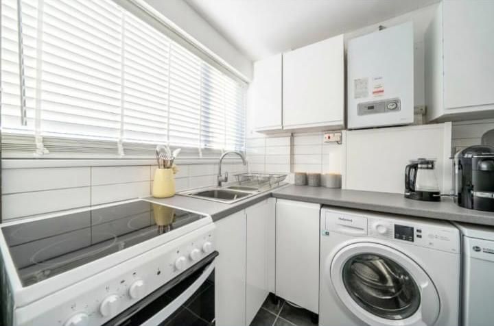 Property photo 3 of 12 Property