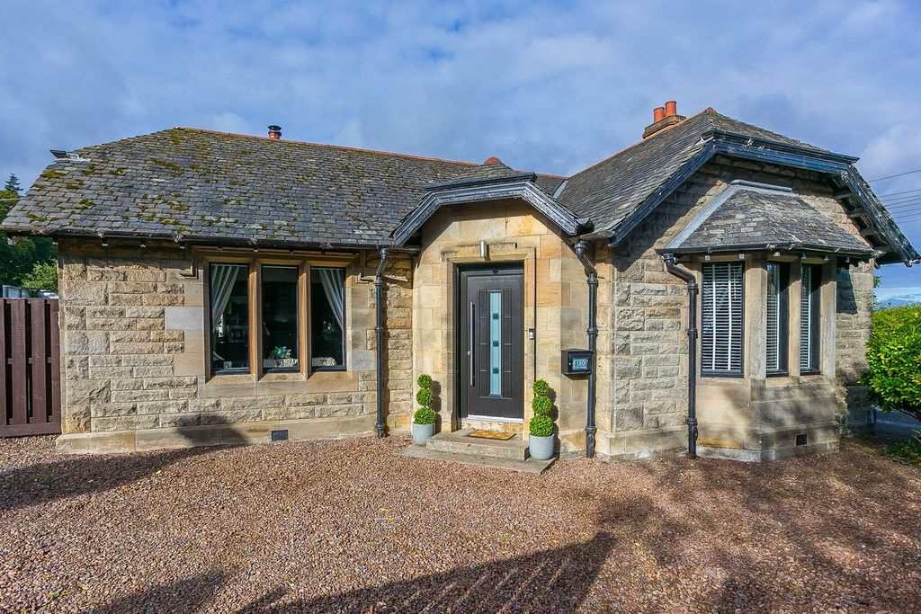 Property photo 1 of 44
