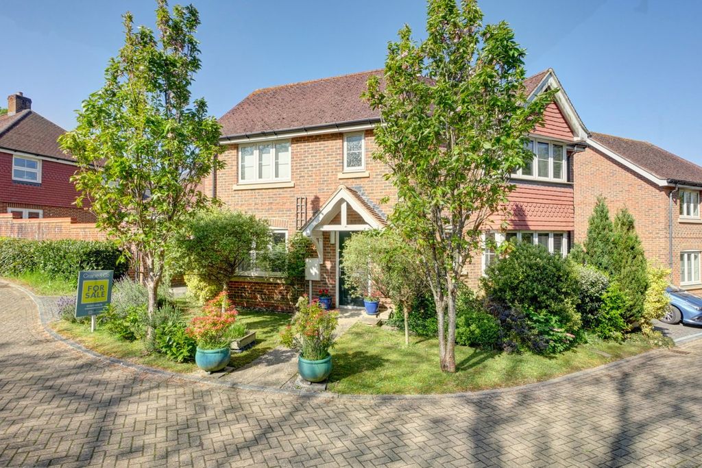 Property photo 1 of 22