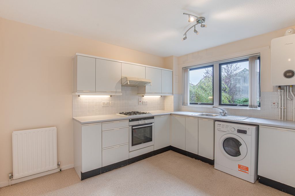 Property photo 1 of 13 Kitchenangle2