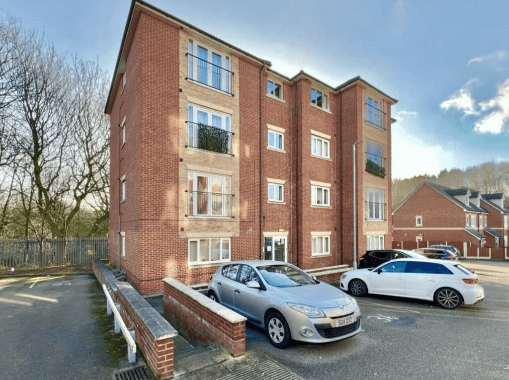 Property photo 1 of 2