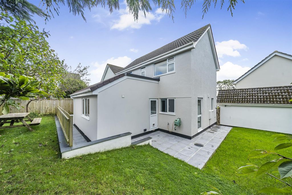 Property photo 2 of 19 Yeolland Park Rear.Jpg