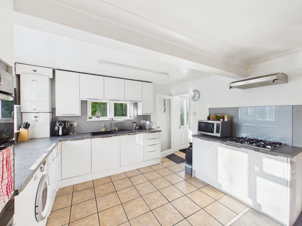 Property photo 2 of 12 Kitchen/Diner
