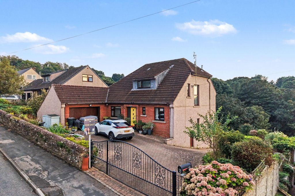 Property photo 1 of 34