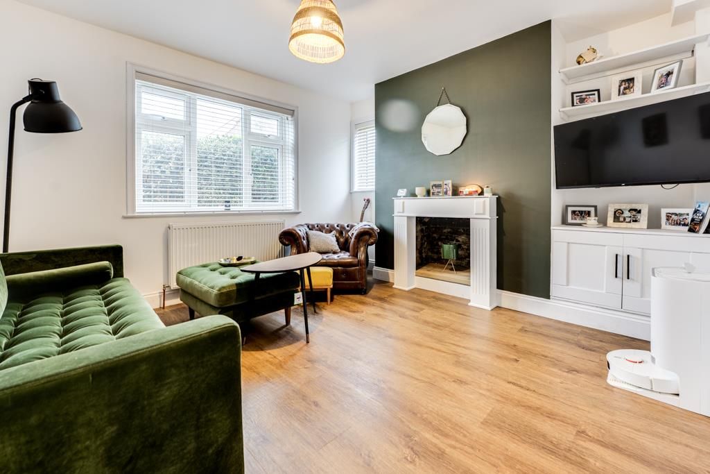 Property photo 2 of 42 3 Shelley Road, Kettering-11.Jpg