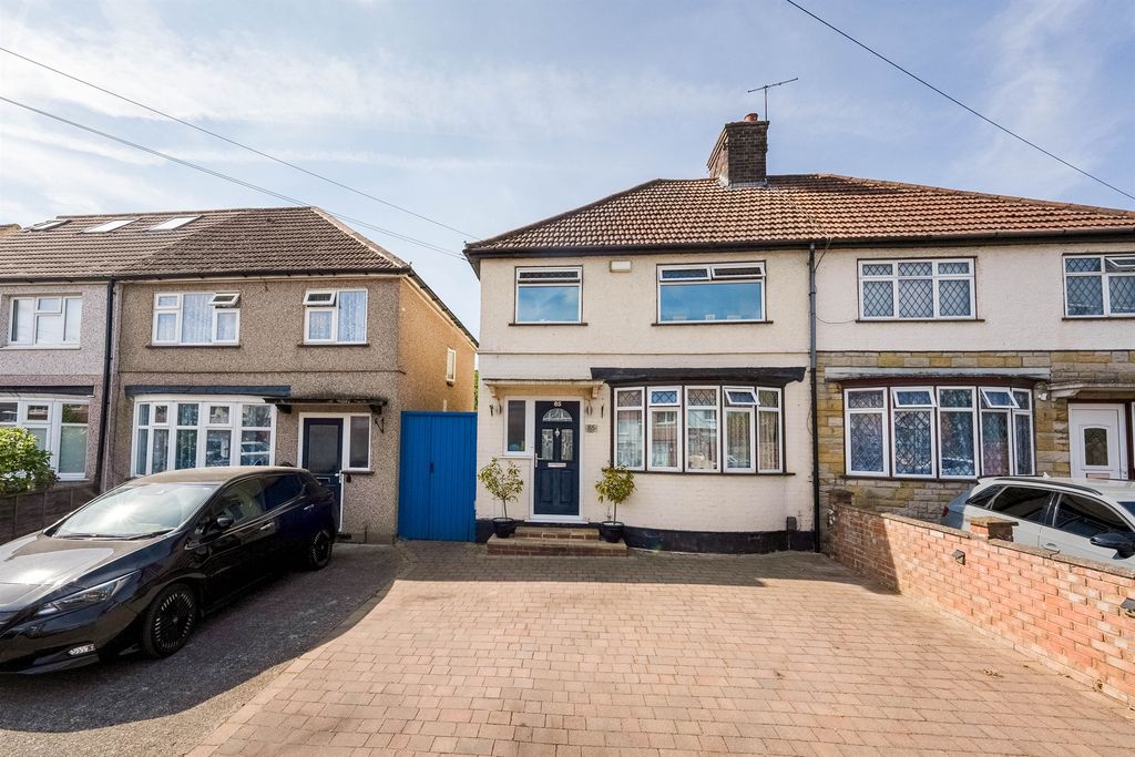 Property photo 1 of 27
