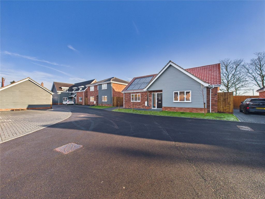 Property photo 1 of 12 Picture No. 11