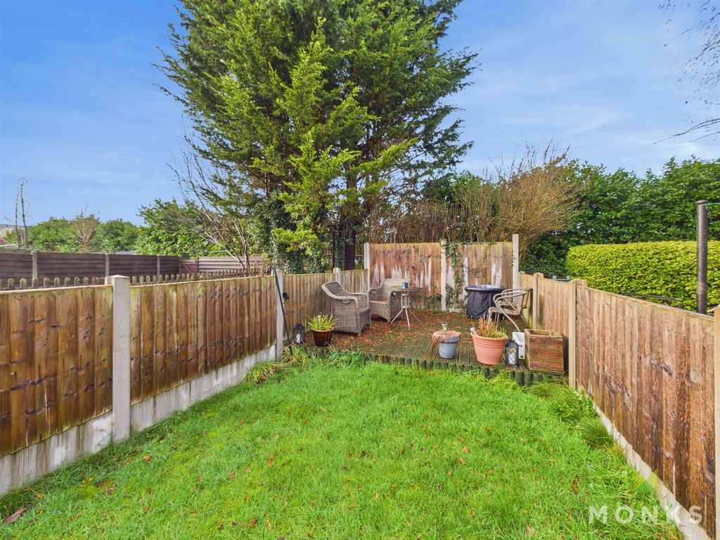 Property photo 3 of 11 Cam01348G0-Pr0777-Still007.Jpg