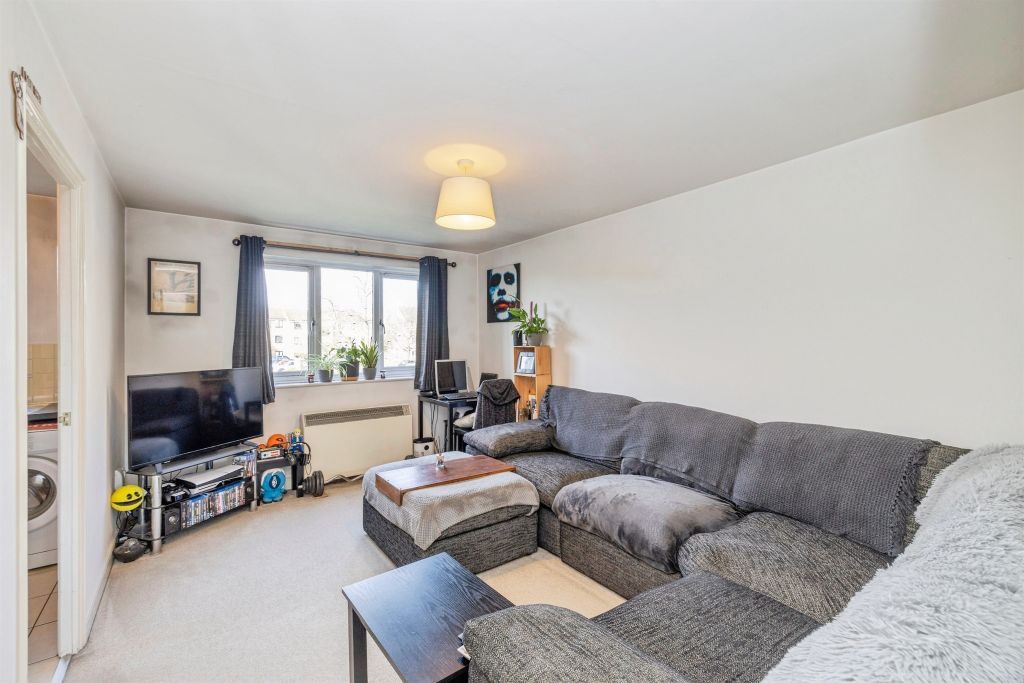 Property photo 2 of 12