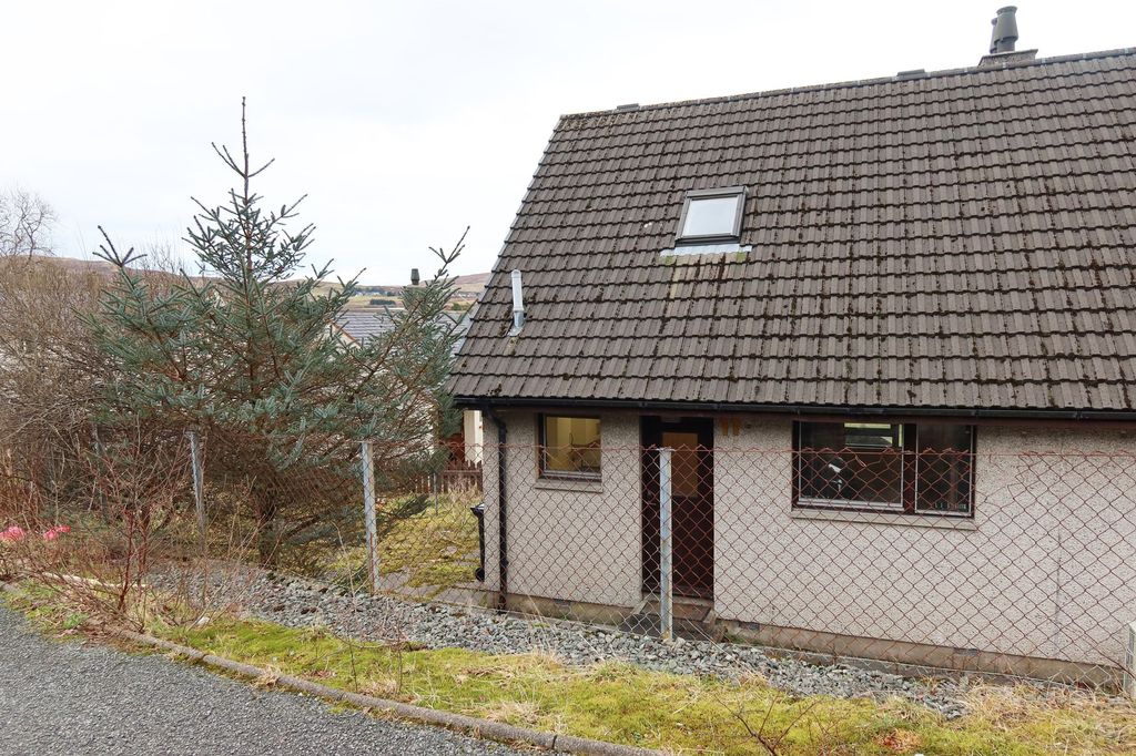 Property photo 2 of 29