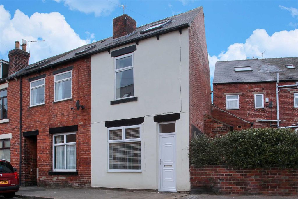 Property photo 1 of 11