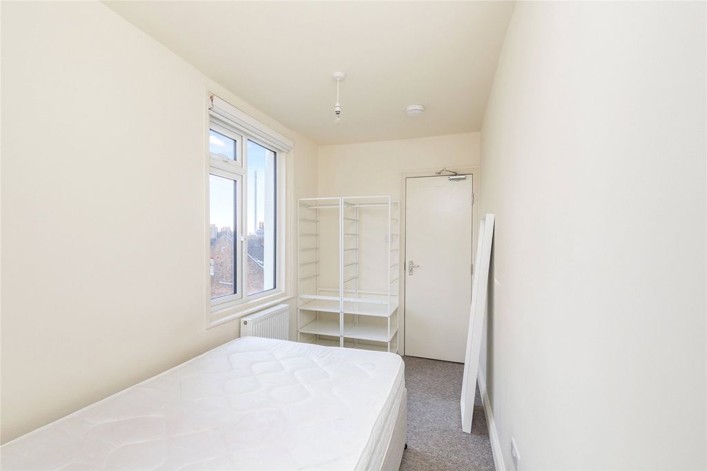 Additional image 10 of 5 bed shared accommodation to rentMontpelier Place, Brighton BN1