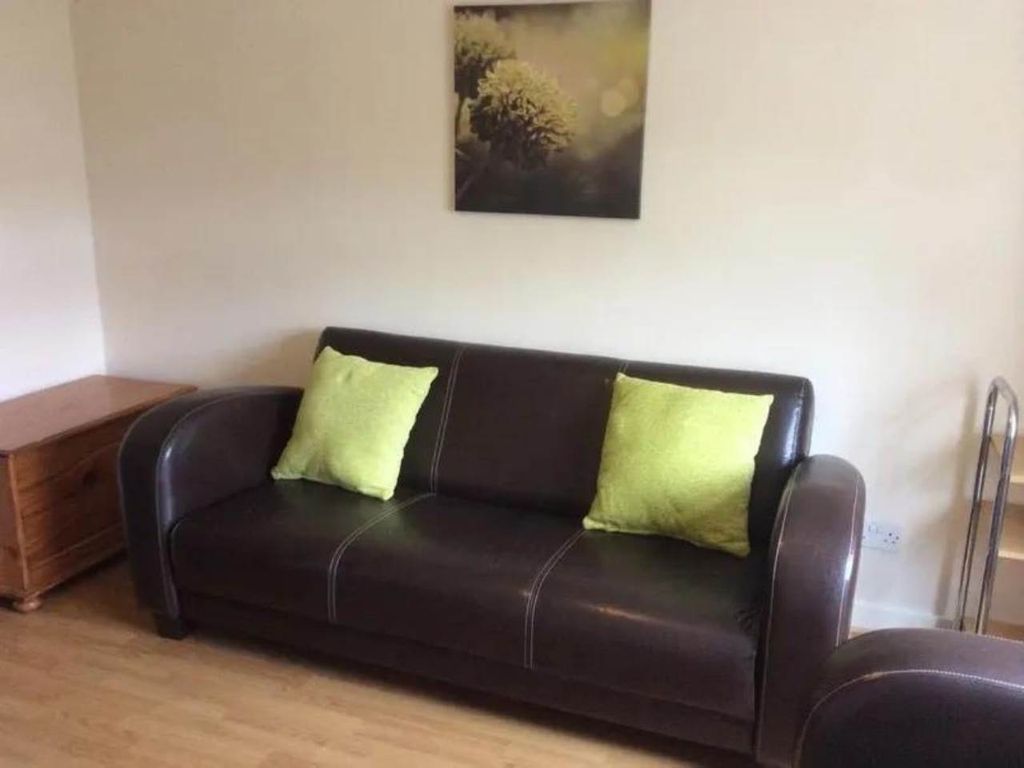 Property photo 3 of 20 45d38A77-c024-4c34-9645-48255d524039