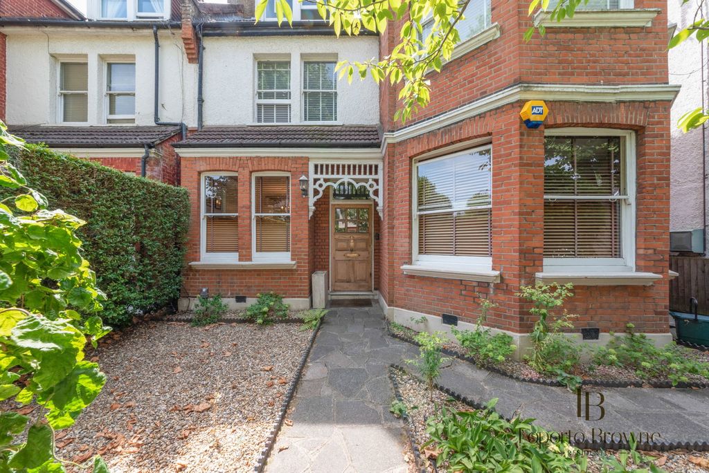 Property photo 1 of 19