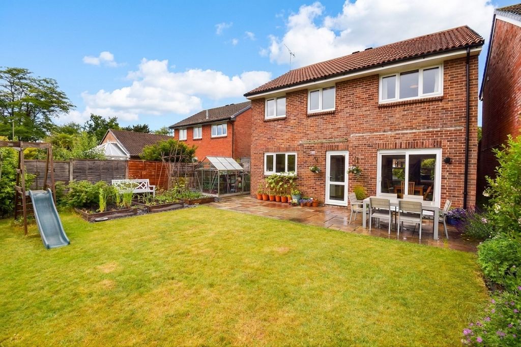 Property photo 3 of 16