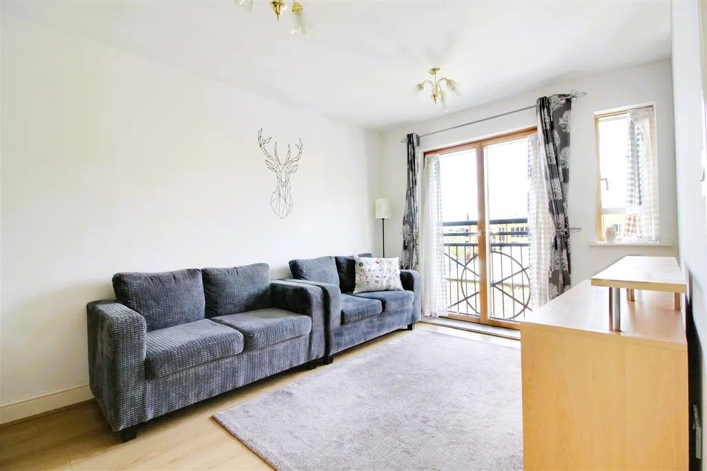 Property photo 2 of 7