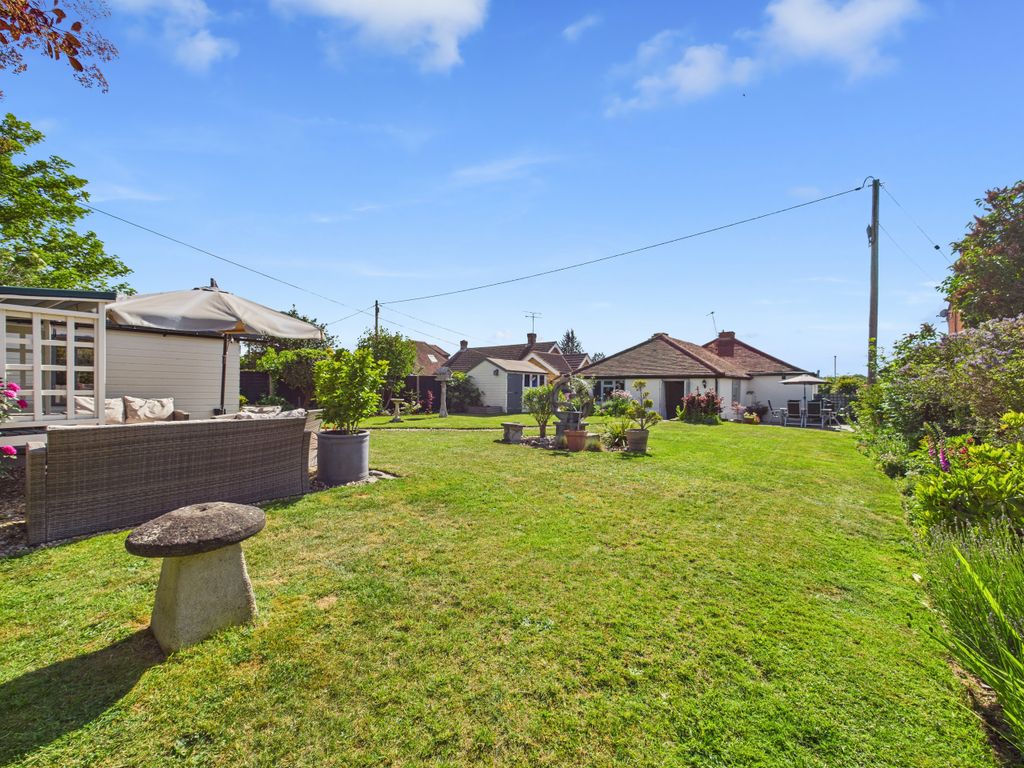 Property photo 1 of 24 Cam01354G0-Pr0520-Still019