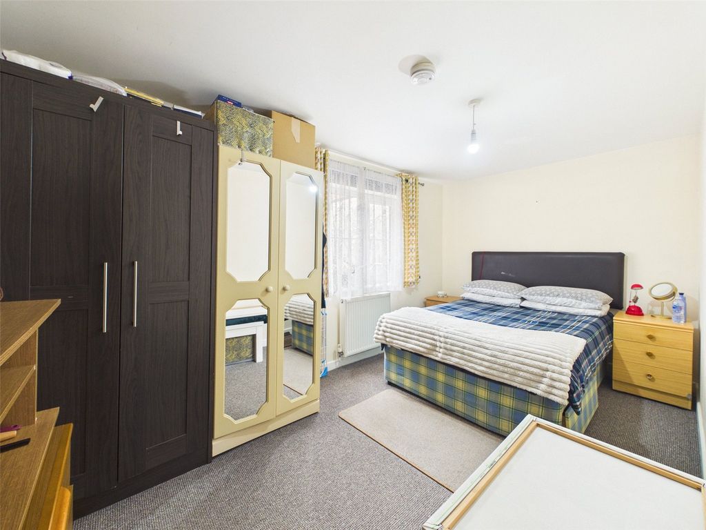 Property photo 3 of 10 Picture No. 09