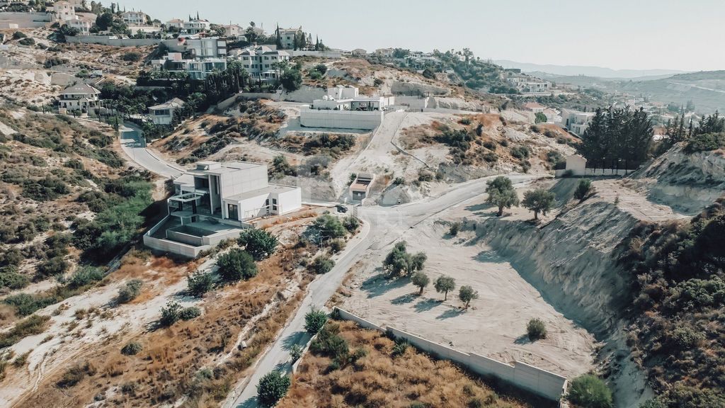 Property photo 1 of 6 Plot For Sale In Agios Tychon Limassol Cyprus