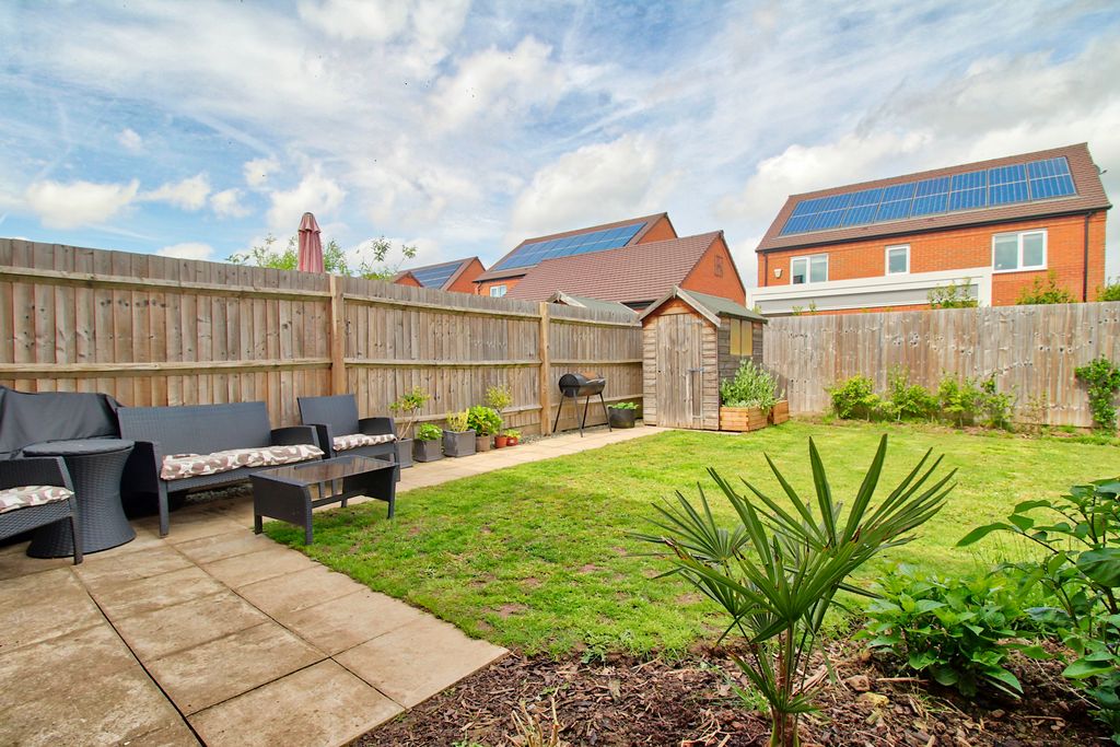 Property photo 2 of 18 Img_3602