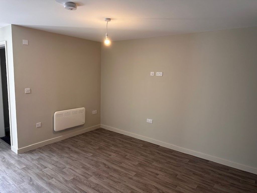 Property photo 3 of 7 Photo 3