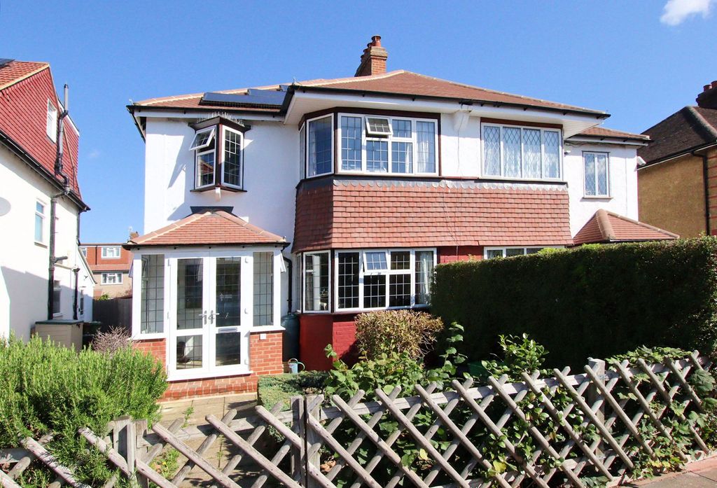 Property photo 1 of 13