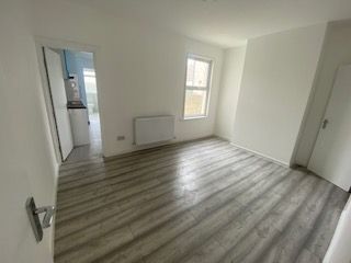 Property photo 3 of 14 Image