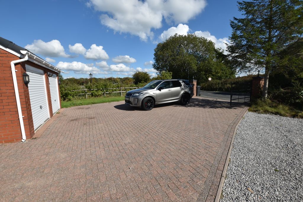 Property photo 3 of 30 Dsc_0033