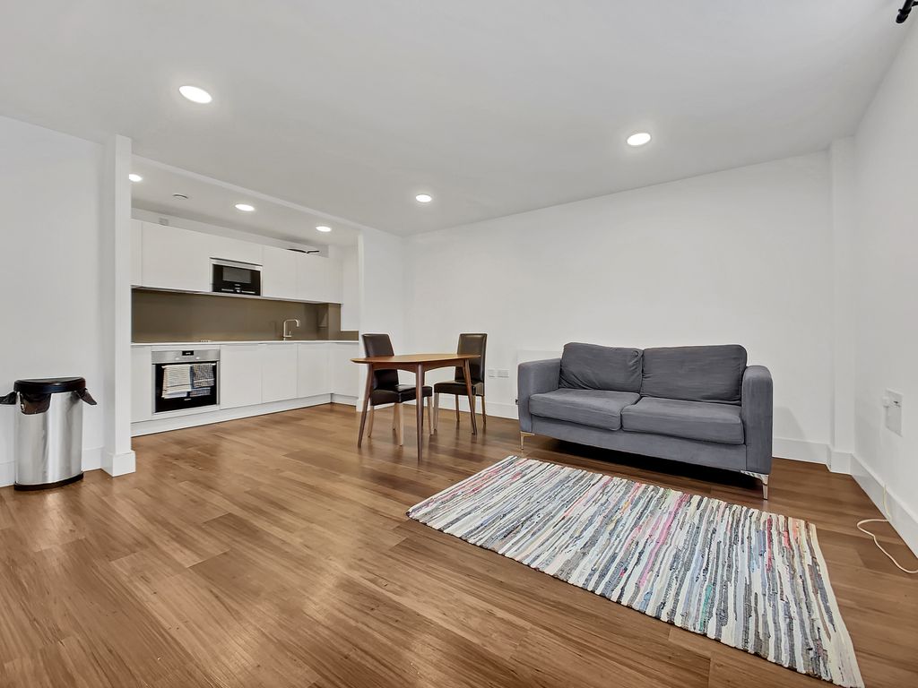 Property photo 2 of 12
