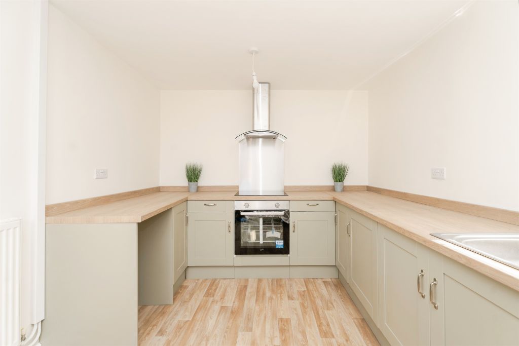 Property photo 3 of 18 Bedroom 1