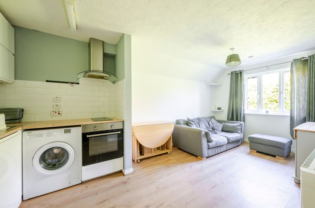 Property photo 2 of 13 Photo 3