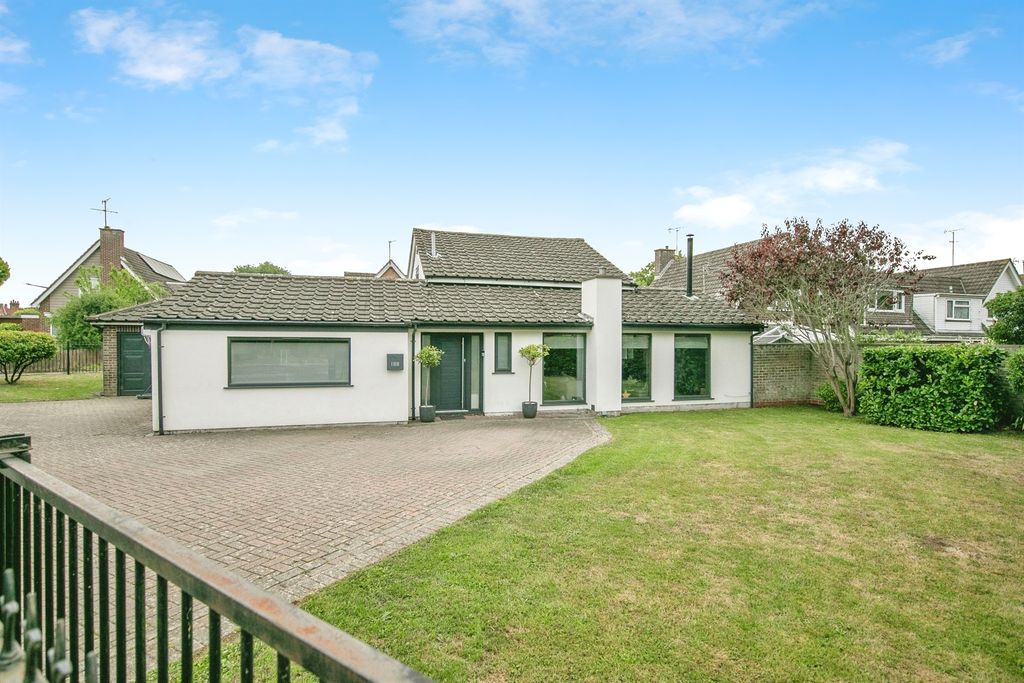 Property photo 1 of 23