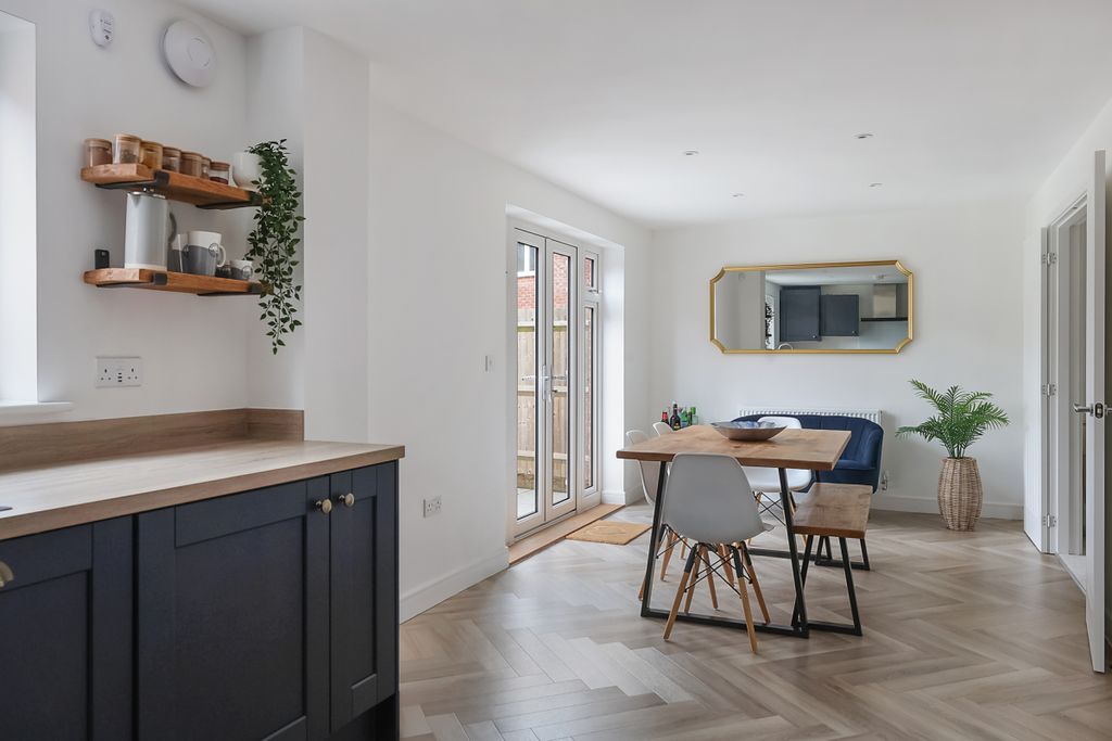 Property photo 3 of 15 Picture No. 07