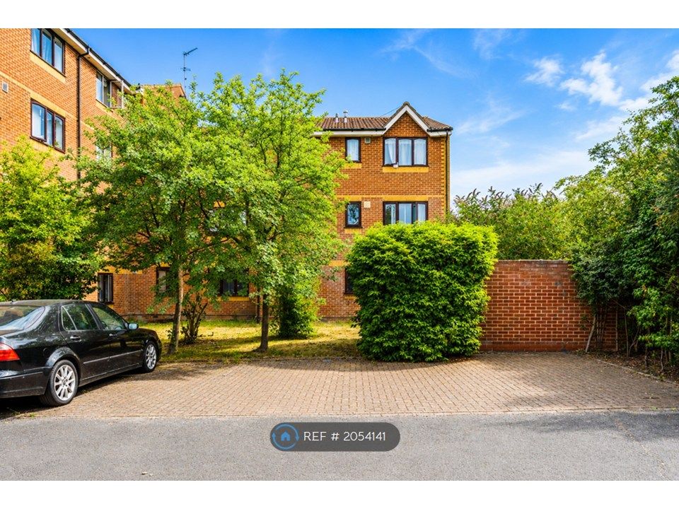 Property photo 3 of 16