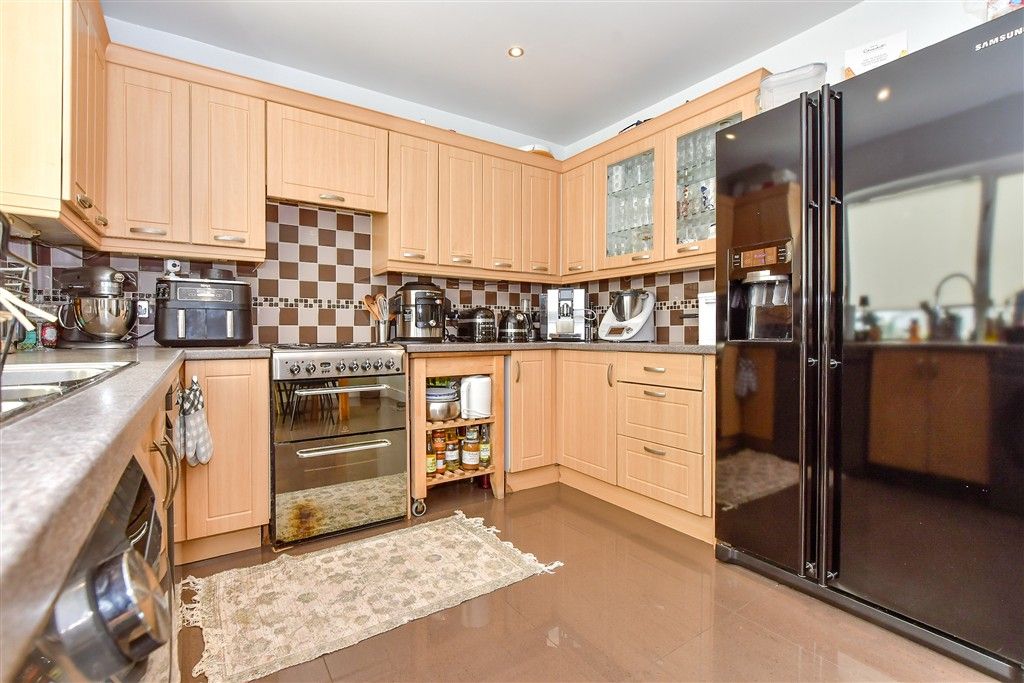 Property photo 1 of 11 Kitchen/Diner