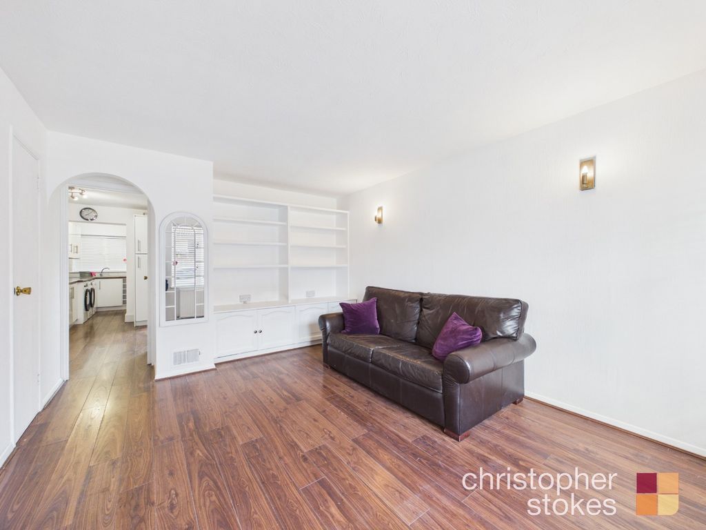 Property photo 2 of 13 5238473