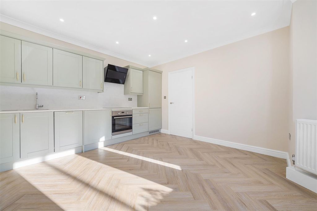Property photo 1 of 12 Mosslea Road-3.Jpg