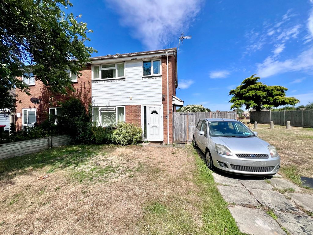 Property photo 1 of 20 Front