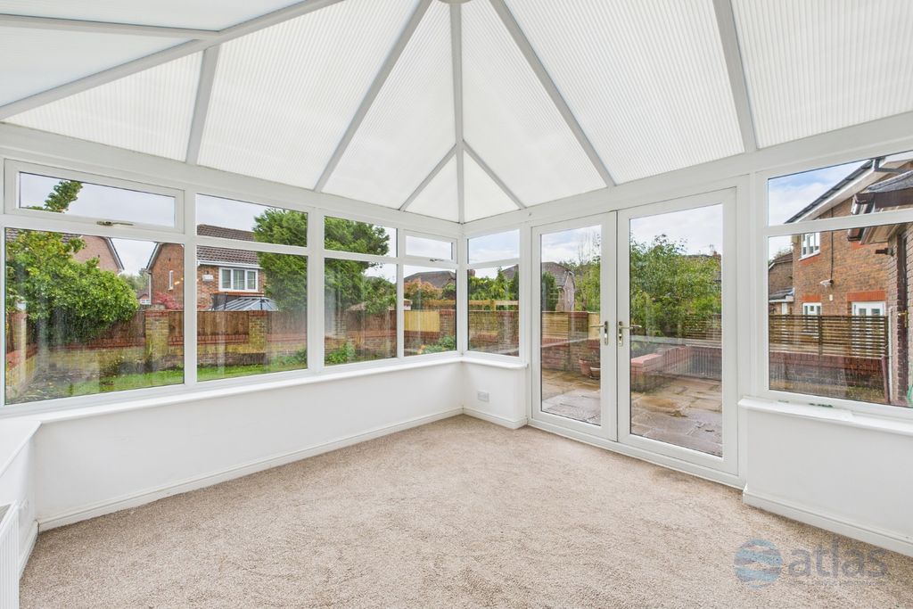 Property photo 3 of 24 Conservatory