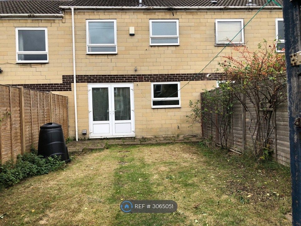 Property photo 2 of 12 Back Garden