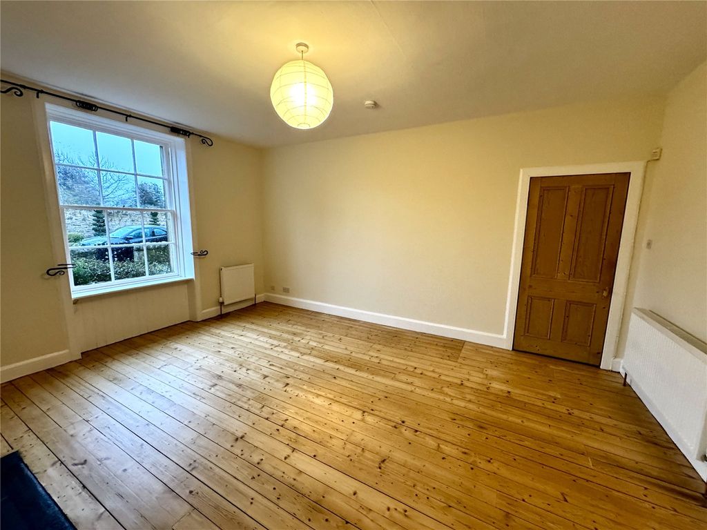 Property photo 3 of 13 Photo 3