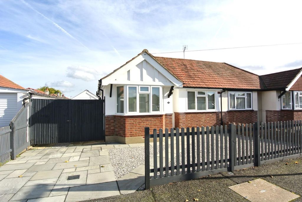 Property photo 1 of 9 Front.Jpg