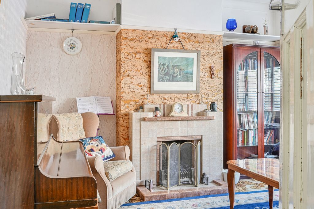 Property photo 1 of 16 Picture No. 10