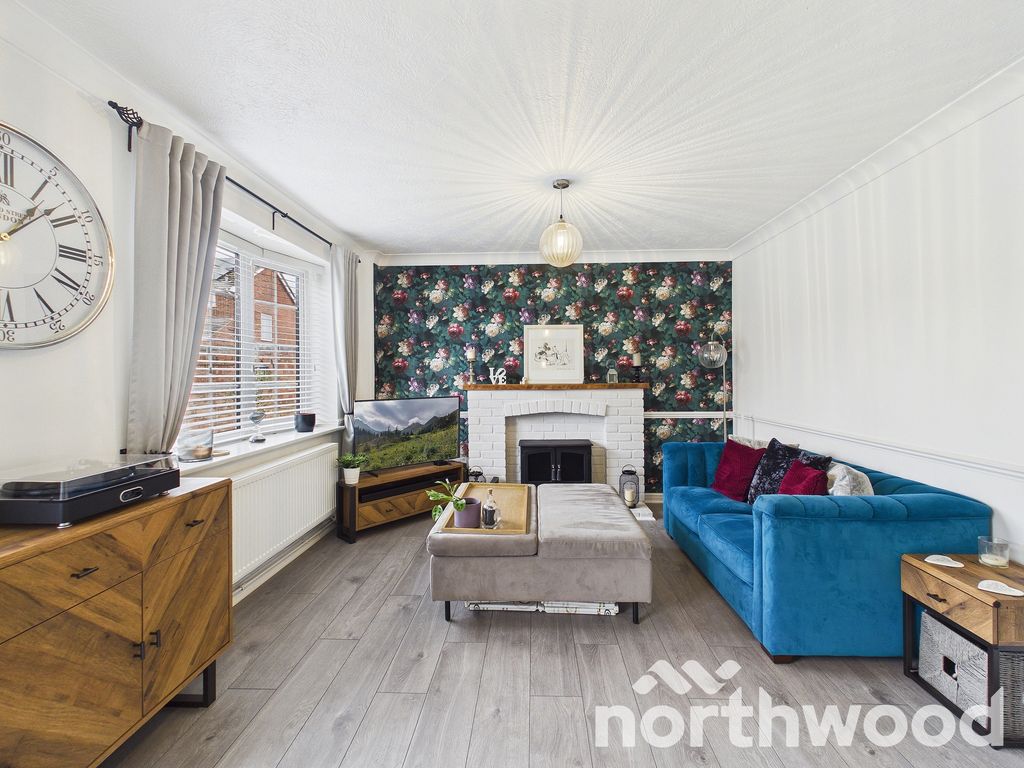 Property photo 3 of 33