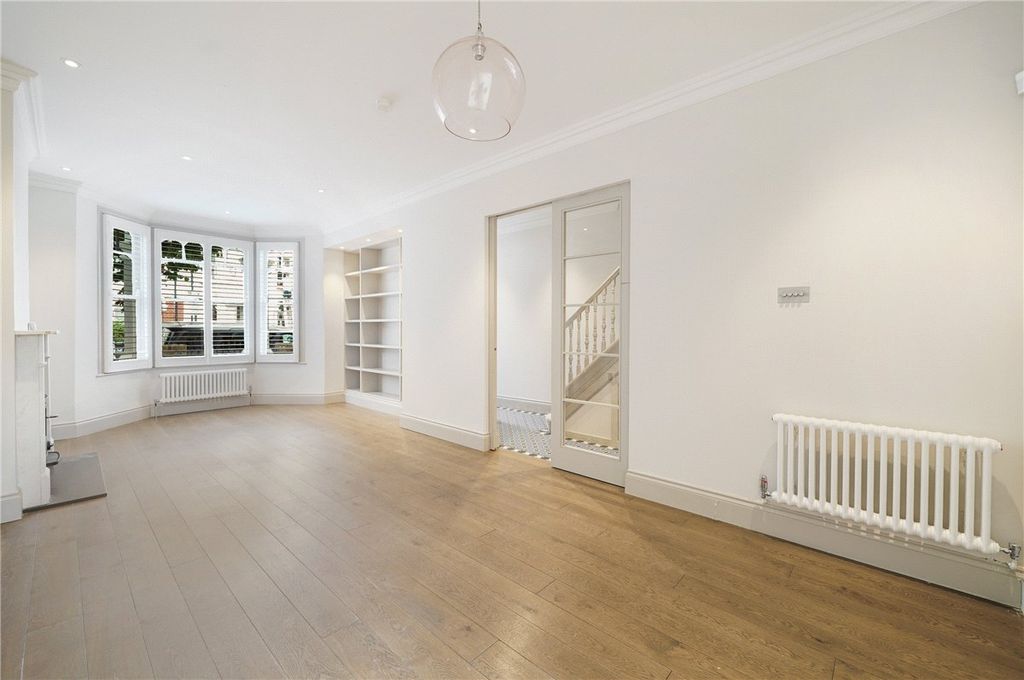 Property photo 2 of 19 Picture No. 20