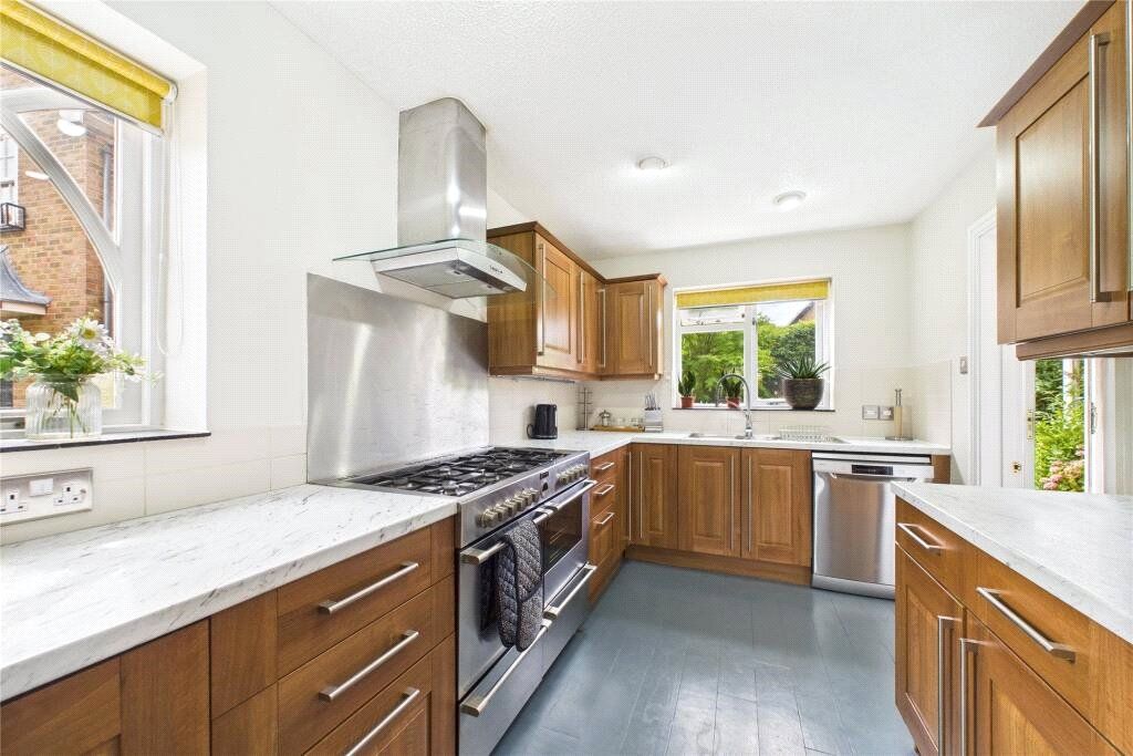 Property photo 3 of 14 Picture No. 18