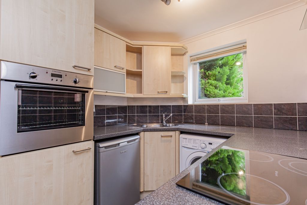 Property photo 3 of 9 145897