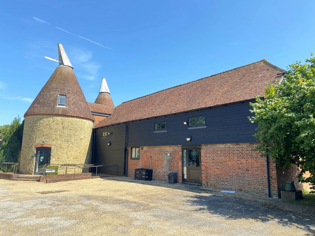 Property photo 1 of 5 Oast August 25.Jpg