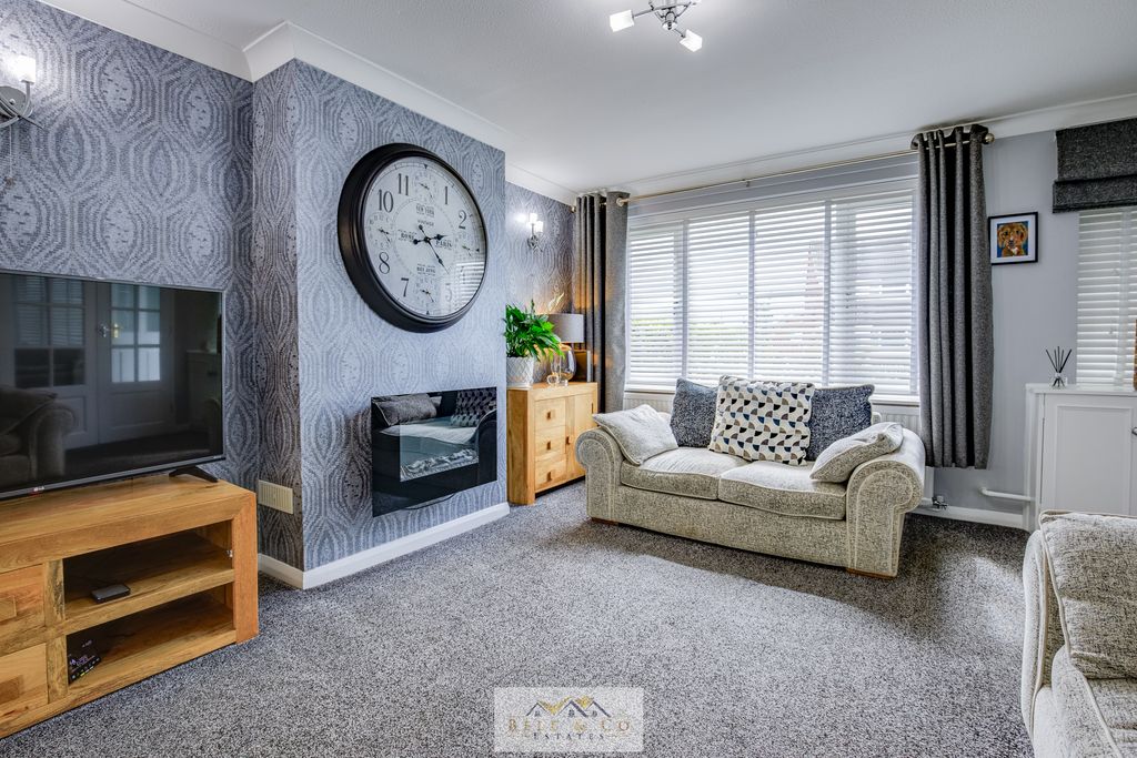 Property photo 3 of 20 Lounge 1.2