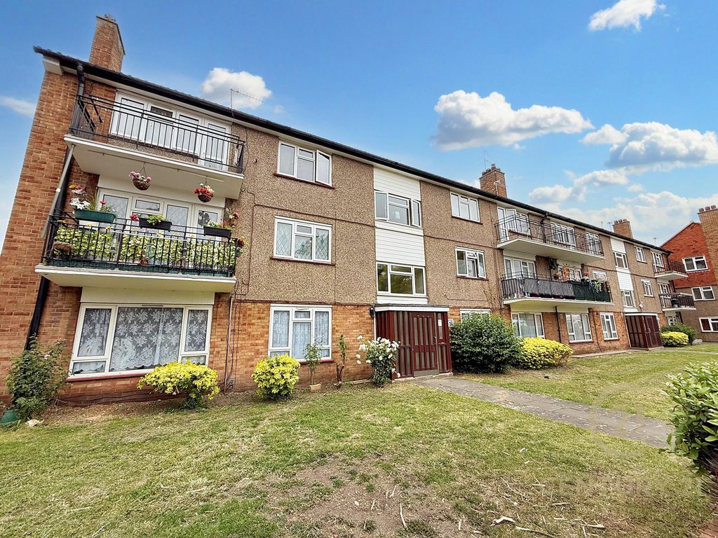 Property photo 1 of 15